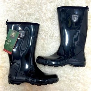 NWT  - Kamik Black Rainboots Size 6
